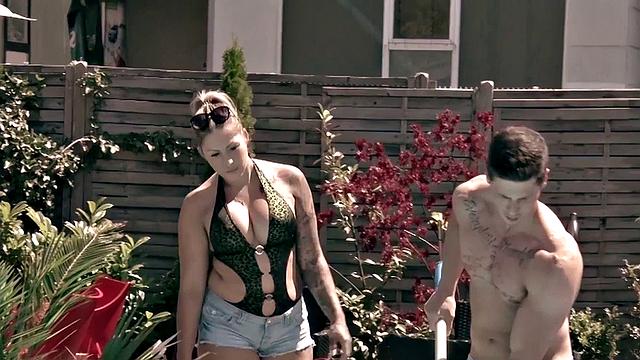 Big Mama Hunting For Sperm, Now Getting White