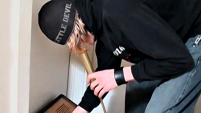 The Cock Sucking Machine Gets Going