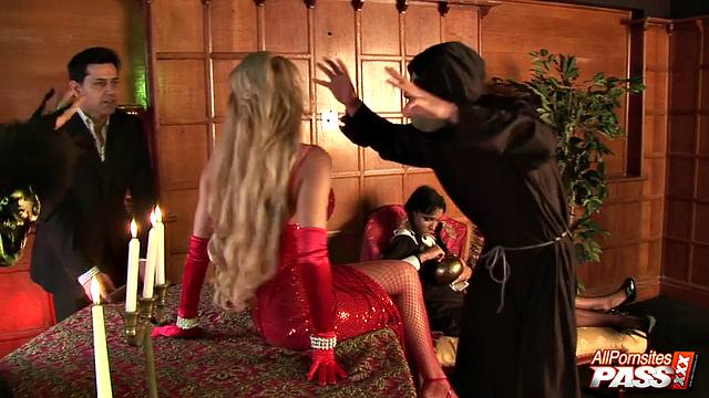 Stacey Saran's kinky orgy