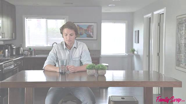 Swap Sister Gets Her Kicks - S1:E6