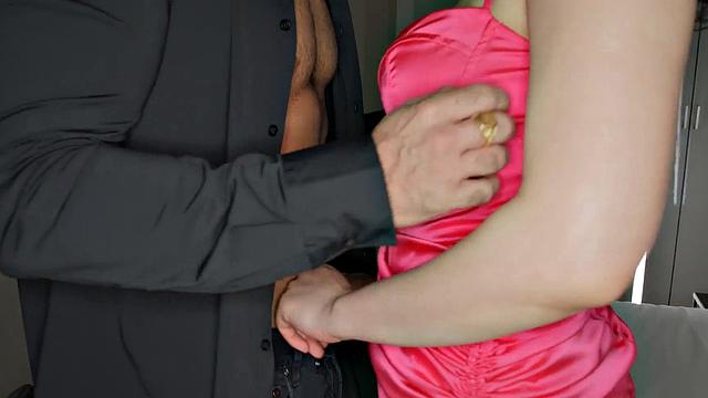 Exploring prohibited yearnings. Naighty Valentina acquires a hard bone in her backdoor - Full HD porn!