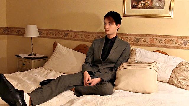 Bareback Salesmen (Scene 4): Cody &amp;amp; Shaun Action