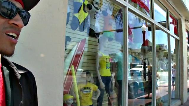 Nubian picked up thug fucks white gay in bus