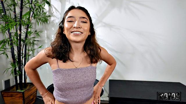 Tiny Amber Loves Big Men