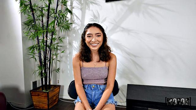 Tiny Amber Loves Big Men