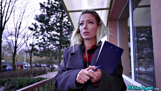 Blonde Ozzie fucks to save bush