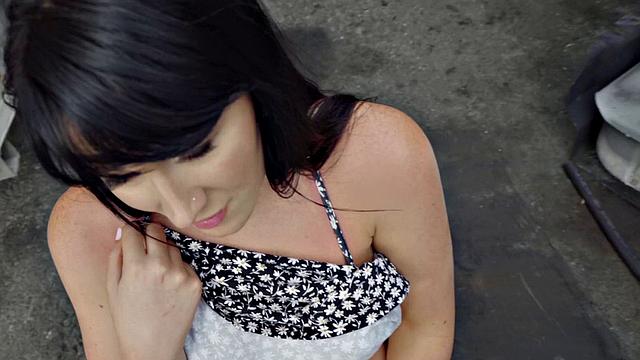 American's Risky Public Fuck