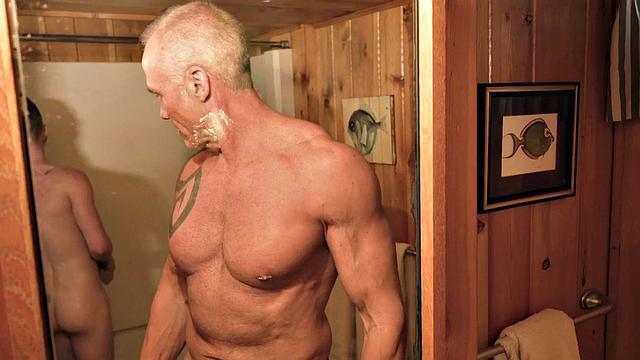 Muscled daddybottom rimmed and fucked by gay twink