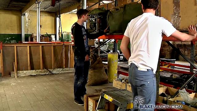 Nasty Warehouse Fuckers! - Riley Tess And Jonny Parker
