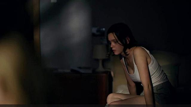 Sophie Turner in shower