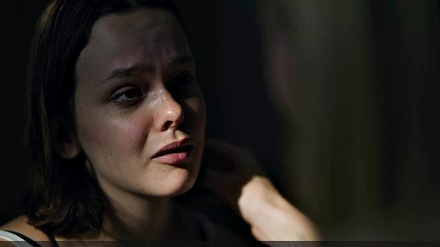 Sophie Turner in shower