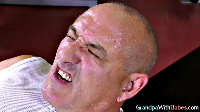 Big blonde babe pussysmashed by DILF