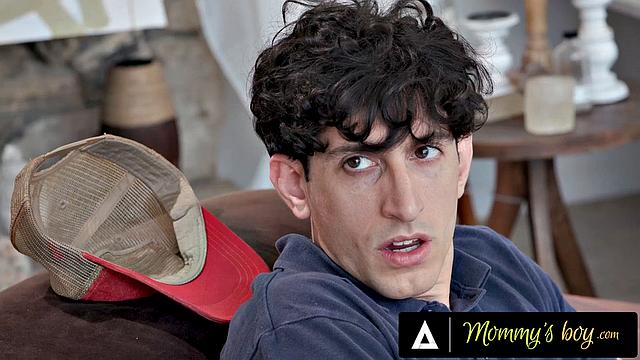 MOMMY'S BOY - Busty Stepmom Lauren Phillips Gives You A Titty Job Before Letting You Cum