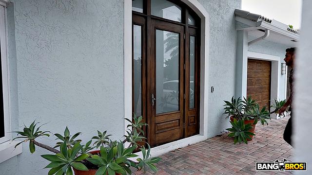 Naughty Neighbor Wants It Anal