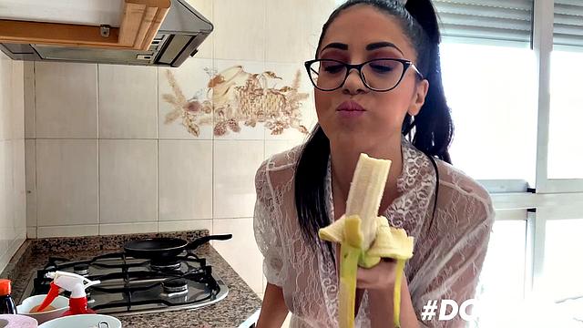 Gorgeous brunette enjoys favorite sex toy