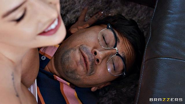 Nerd Gamer Wins Pussy