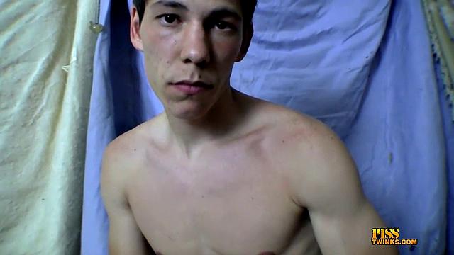 Fit Straight Guys Get Soaked - Cooper Reeves And Eddy Lake