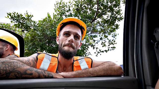 Picked up amateur fucks gaydaddy in public van outdoors
