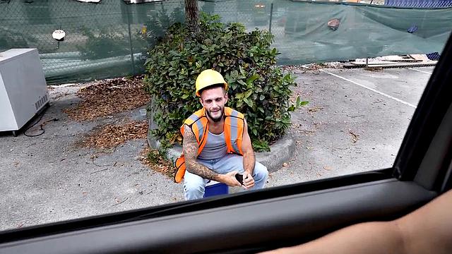 Picked up amateur fucks gaydaddy in public van outdoors