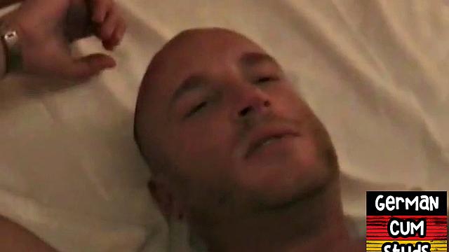 Anal loving German gays enjoy homemade 3some