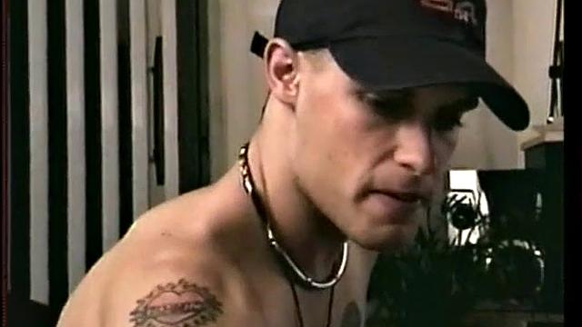 Straight Guy Wants More Head