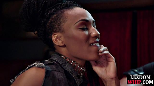 Dominatrix clamping sub slut