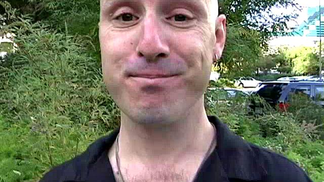 Sexy BBW Elizabeth Showing Her Curves