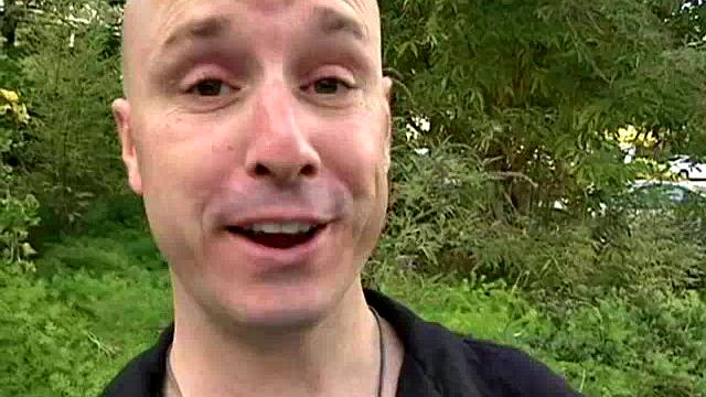 Sexy BBW Elizabeth Showing Her Curves