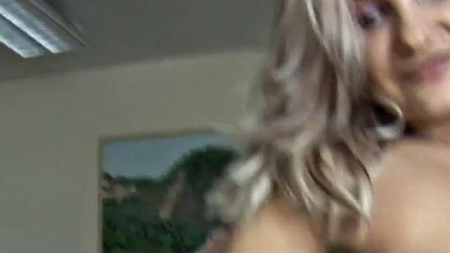 Sexy wild public lady fucked in POV by big dick