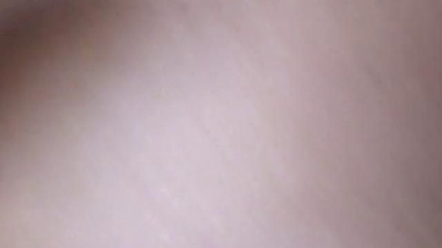 сексуальная девушка трахается на улице с большим членом в pov