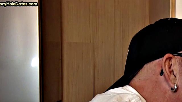 Homemade gloryhole gaydaddy sucks cock in closeup