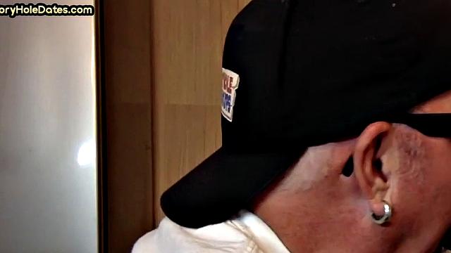 Homemade gloryhole gaydaddy sucks cock in closeup