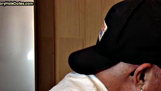 Homemade gloryhole gaydaddy sucks cock in closeup