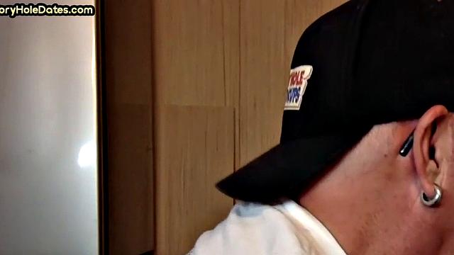 Homemade gloryhole gaydaddy sucks cock in closeup