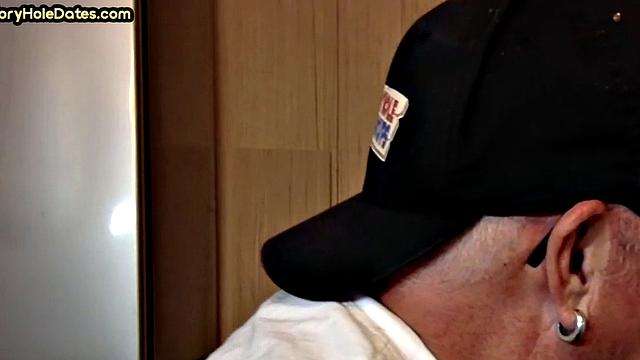 Homemade gloryhole gaydaddy sucks cock in closeup