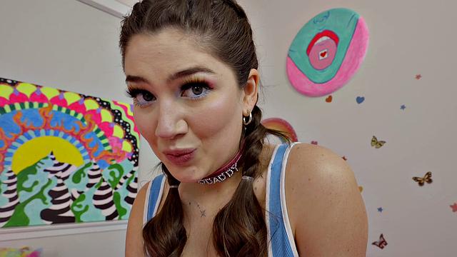 Alyx Has Magic Flower