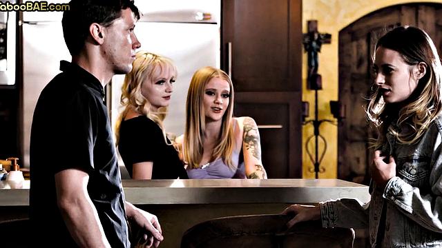 Facial loving babe gets 3way smashed after deepthroat