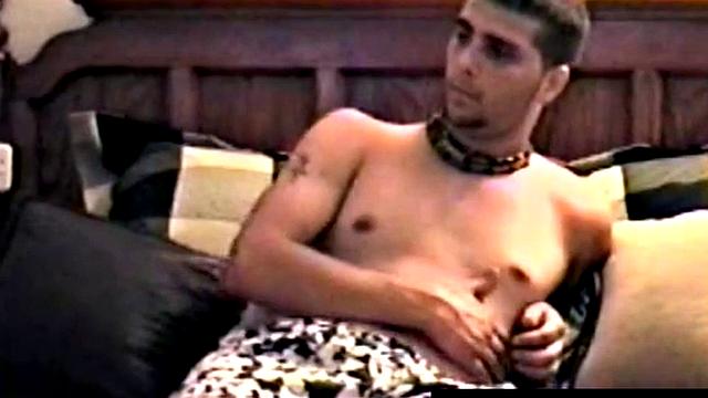 Amateur gets jerked off by older guy