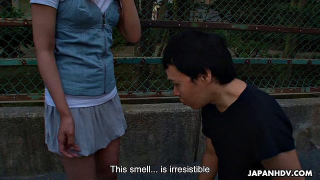 Hina Mitsuki screwed in a flooding lingerie zone