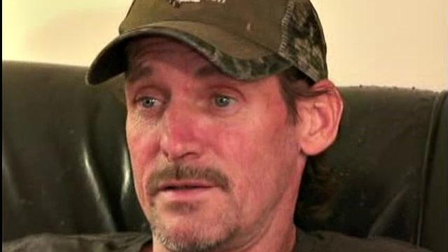 This good old north Georgia country boy came to Atlanta to finish out his parole. A father of 5, he is a 48 year old, 5' 9", 150 pound roofer. Jeff says he's just a good old country boy that loves to bust a nut.
