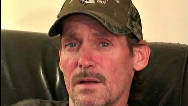 This good old north Georgia country boy came to Atlanta to finish out his parole. A father of 5, he is a 48 year old, 5' 9", 150 pound roofer. Jeff says he's just a good old country boy that loves to bust a nut.