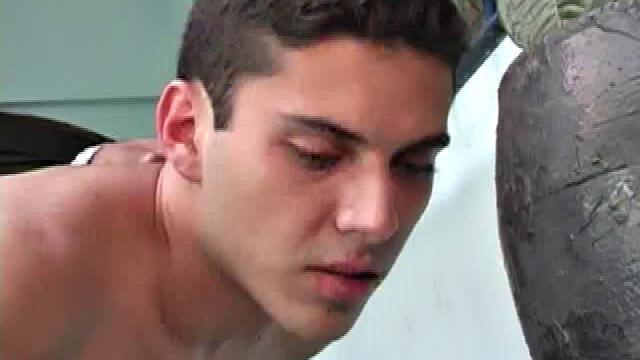 Walking along the corridors, Gaspar Farao and Rafael Ferreira looking for a place to fuck. When they get there, Rafael goes for Gaspar's colossal cock.