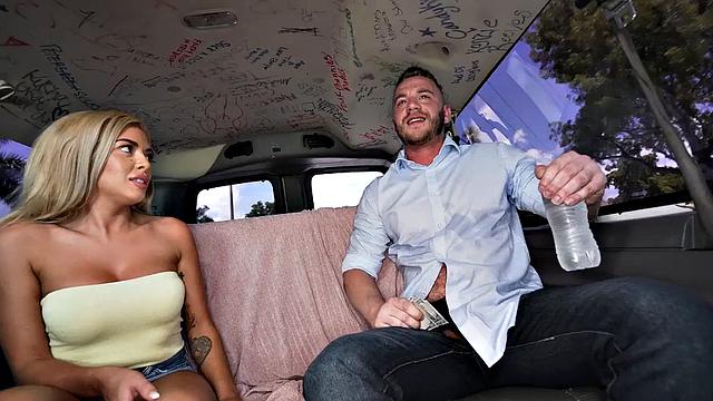 Pulled man fucks in public outdoor van till facial