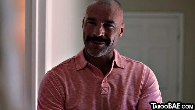 Petite babe smashed by lover