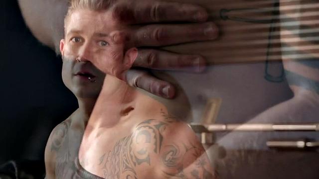 Ripped tattoo stud wanks his rod until spraying jizz