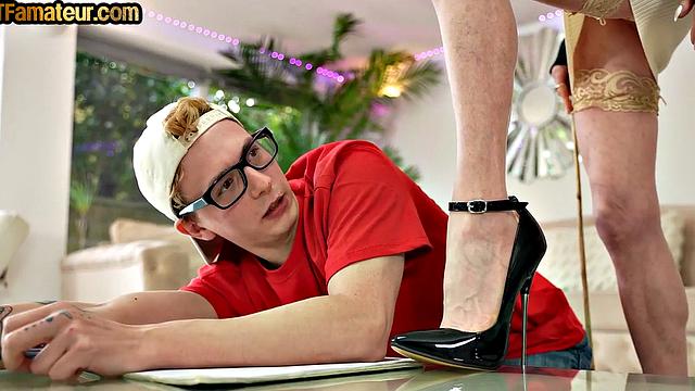 Stunning GILF cockriding at party