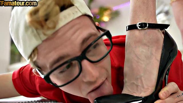 Stunning GILF cockriding at party