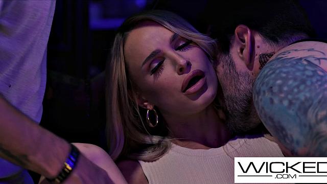 Wicked - Mega Babe Invites Guy In For A Hot Threesome