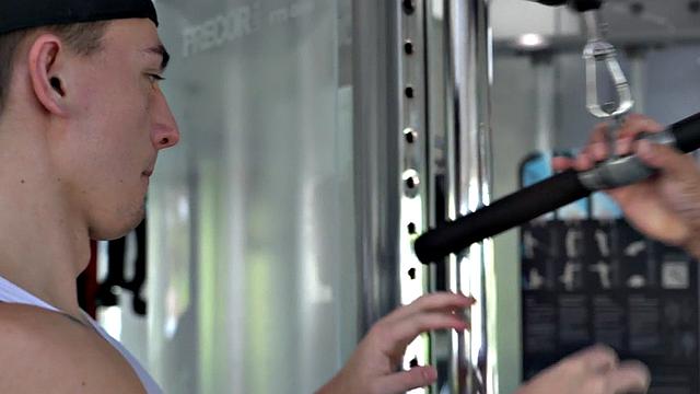 Muscles twink deepthroats buff after gym training