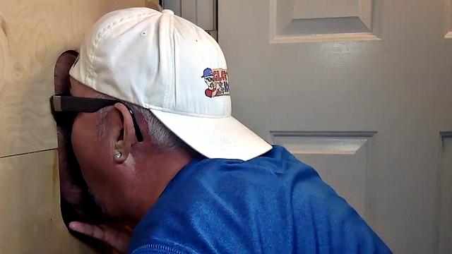 Deepthroating mature breeded from behind at gloryhole